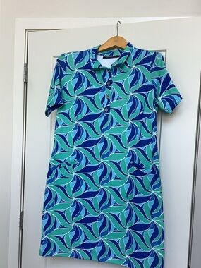 Katherine Way Blue & Teal Swirl Short Sleeve Shift Dress